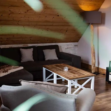Strandberg's Harzchalet * برونلاغ